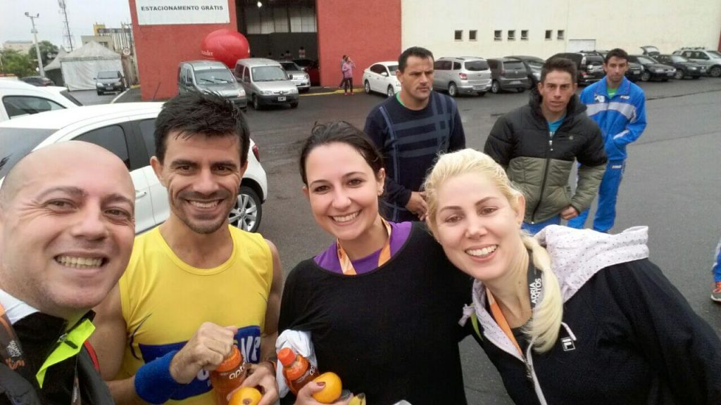 largar correndo e chegar correndo