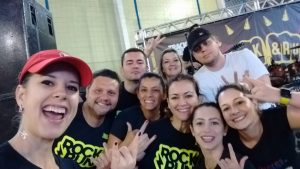 Com os amigos das Mulheres na Pista