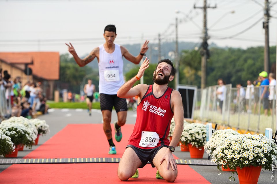 Circuito Corridas do Bem envolve mais de 1,5 mil corredores em Joinville