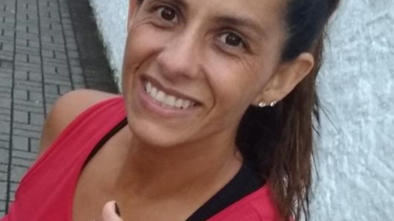 Massoterapeuta e maratonista Sissa de Paula começou na corrida numa fase difícil. Gostou! E nunca mais parou!