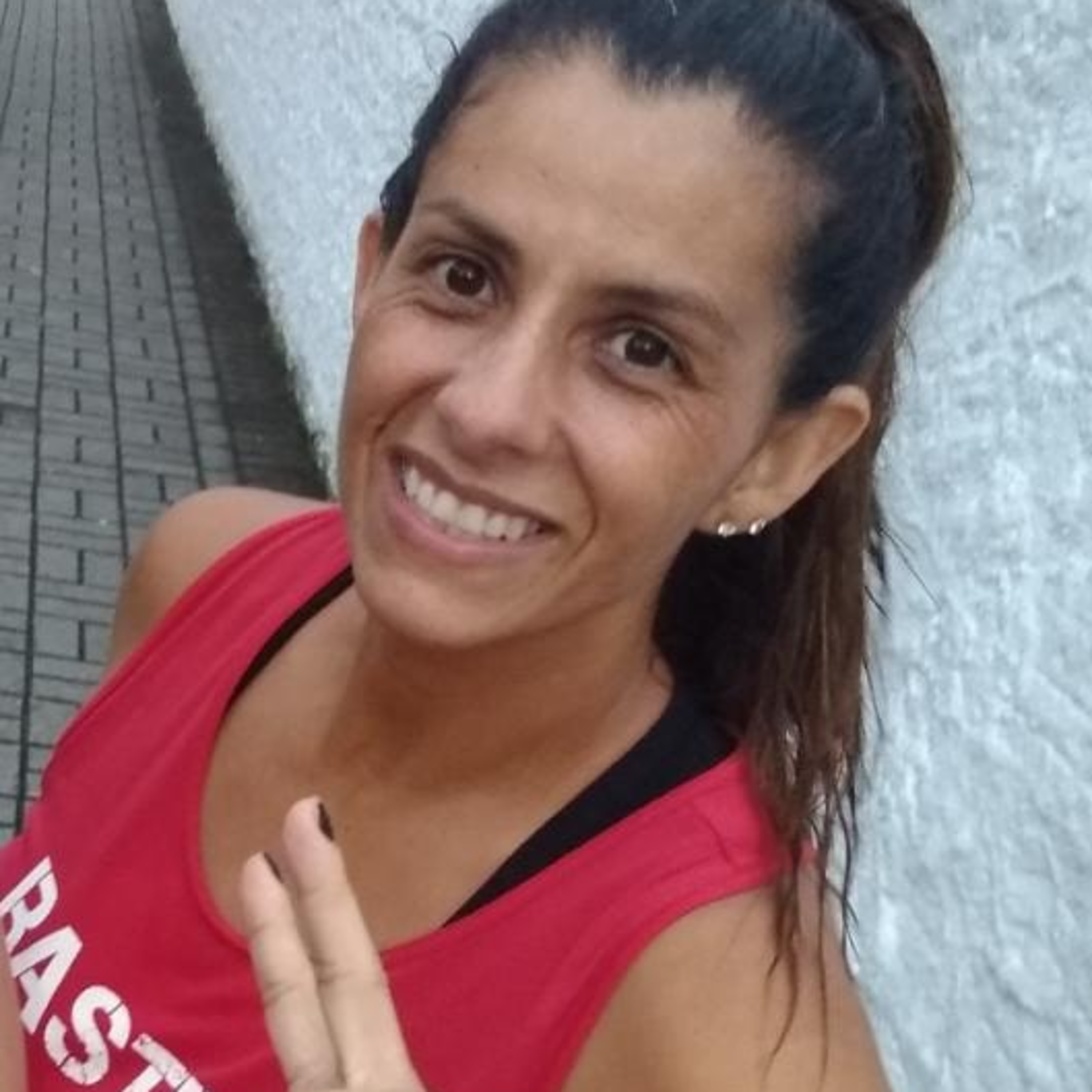 Massoterapeuta e maratonista Sissa de Paula começou na corrida numa fase difícil. Gostou! E nunca mais parou!