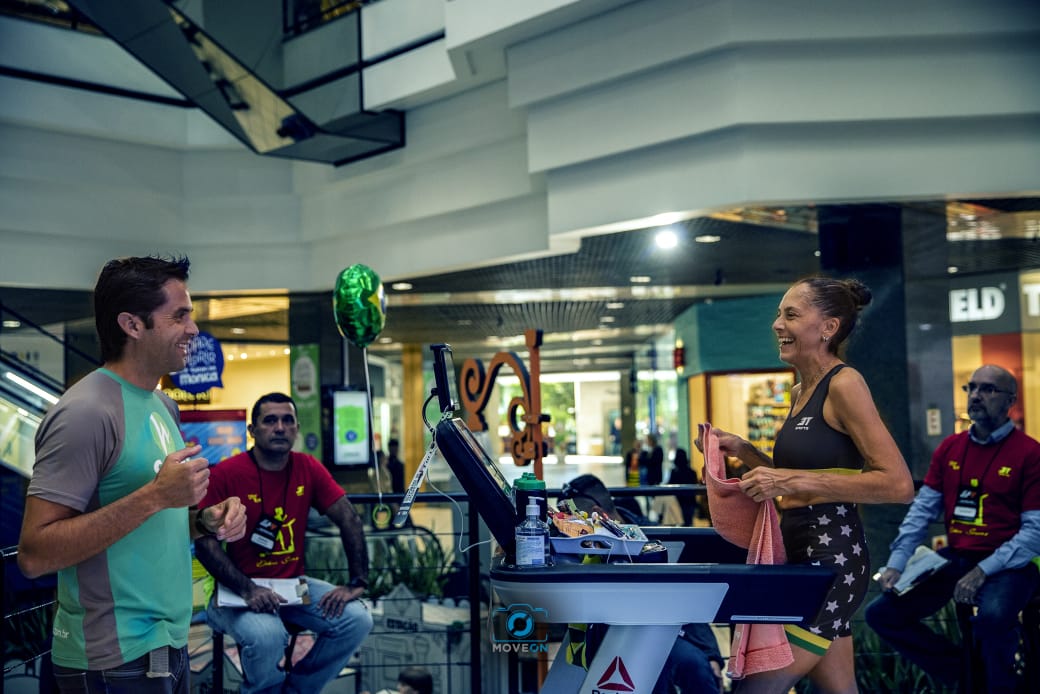 Diário de bordo – Débora Simas e a tentativa da quebra de recorde mundial de corrida em esteira por 7 dias